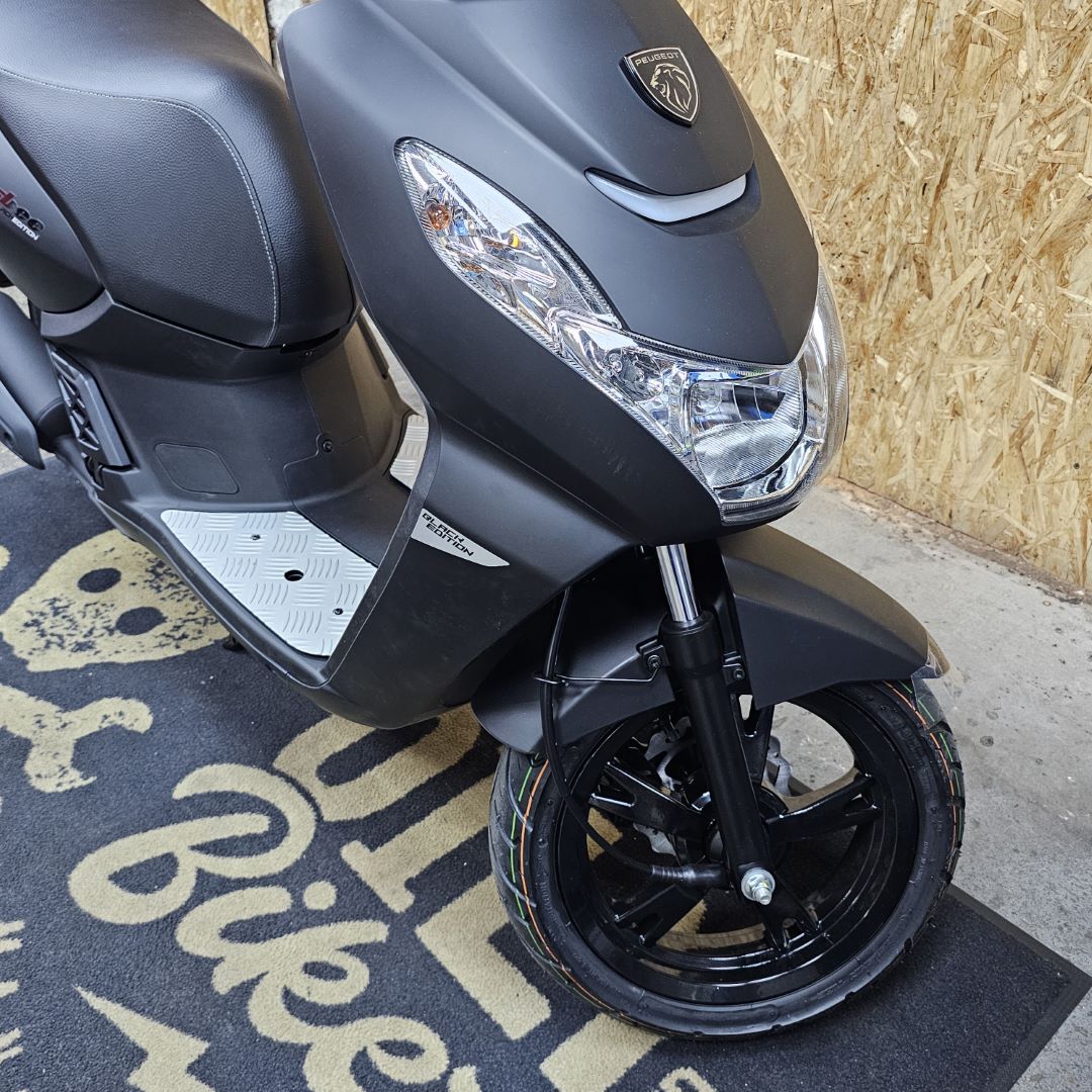 Kisbee Scooter Peugeot 50 Peugeot Kisbee 50 Peugeot 50 Motorino