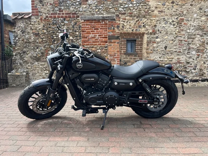 Keeway V Cruise 125 Euro Oily Bikers